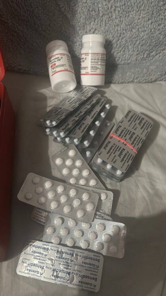 Vi har også benzodiazepintabletter/Xanax, Ksalol, Valium, og Rohypnol  mot angst